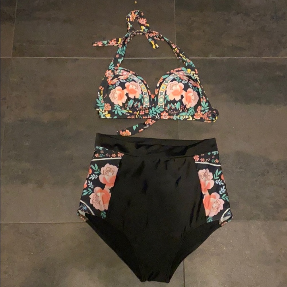 Bathing suit